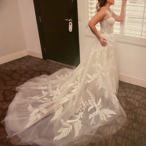 Casablanca wedding dress